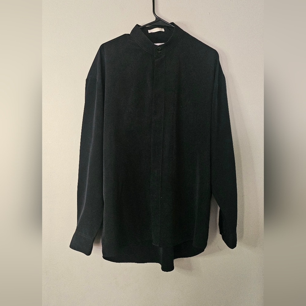 Elliott Long Sleeve Button Down Shirt